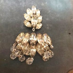 Beautiful rhinestone dangling brooch